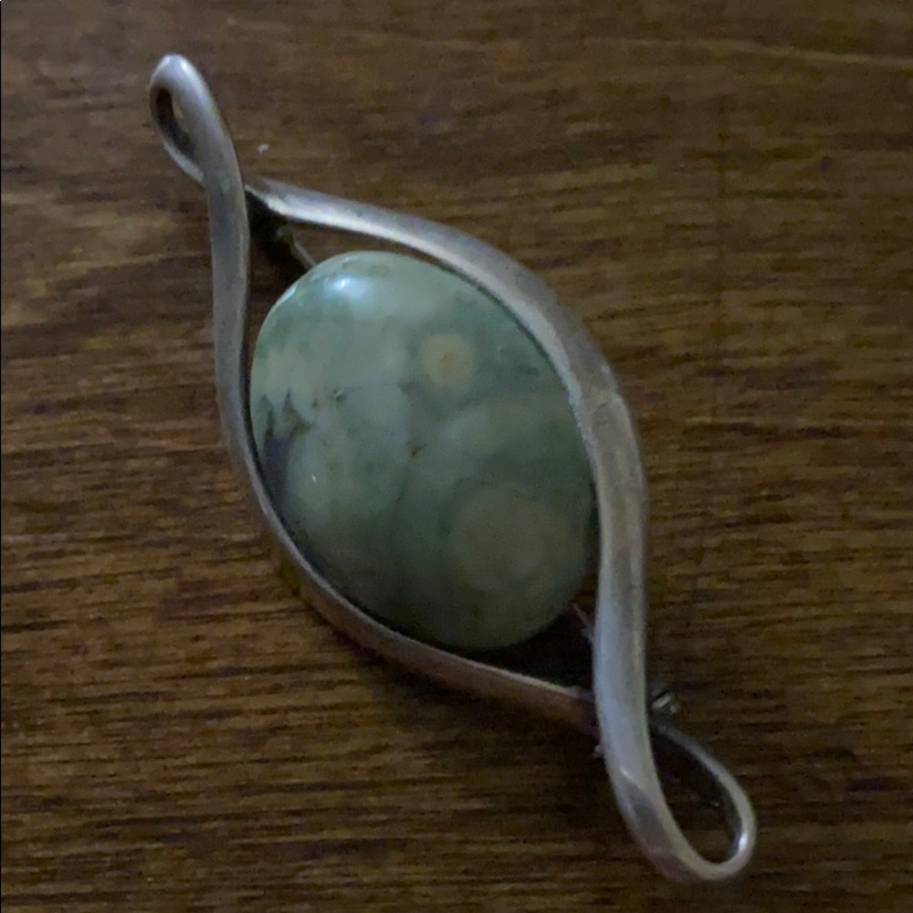 Sterling silver green stone brooch